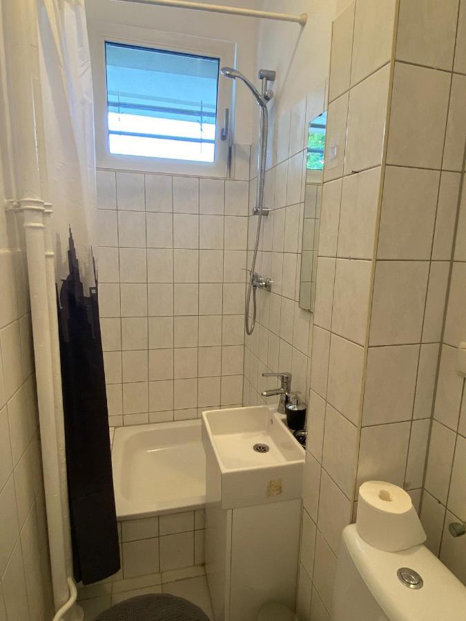 Beautiful Apartment With Balcony Berlin Eksteriør bilde