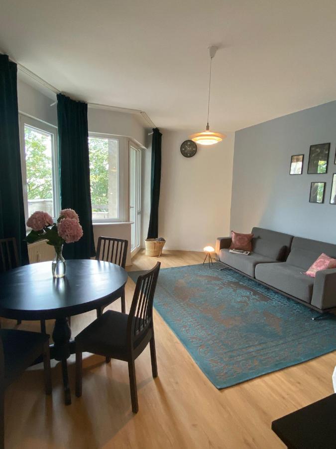 Beautiful Apartment With Balcony Berlin Eksteriør bilde